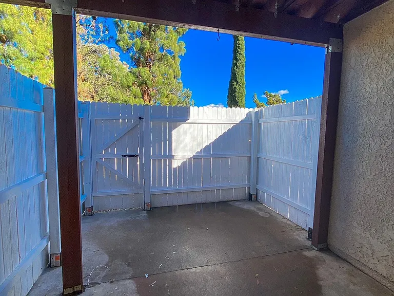 4215 Calle Barona #B — Photo 30
