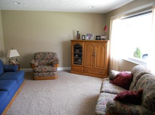 387 Shadow Rd, Greenwood, IN 46142