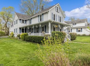 12 Dayton St, Basking Ridge, NJ 07920