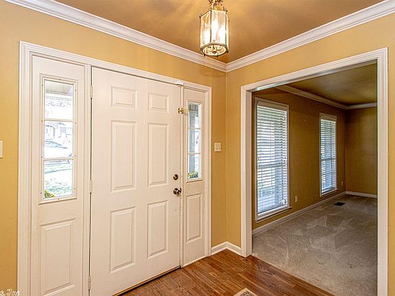 4th image of 8327 Windsor Valley Dr