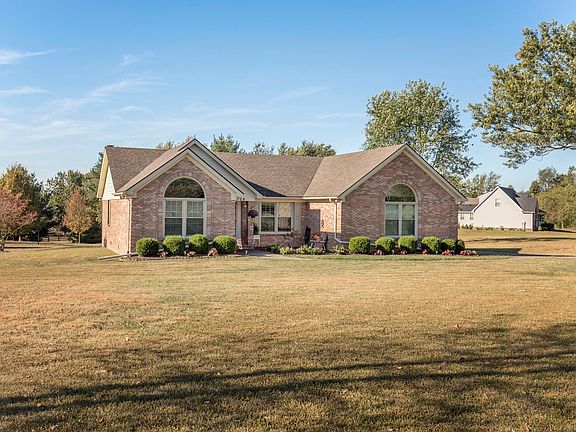 2nd image of 5108 Villa Place Dr