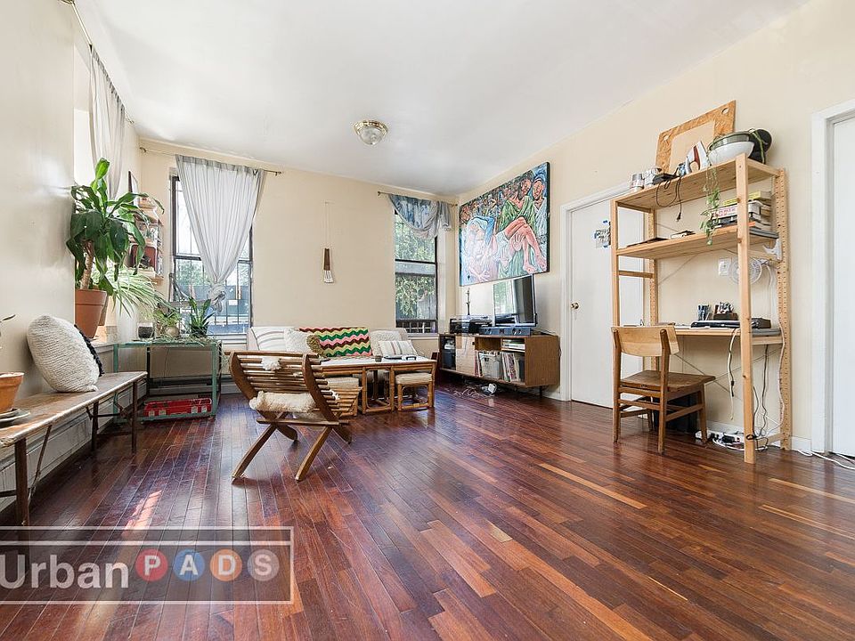 1st image of 285 Pulaski St APT 1L