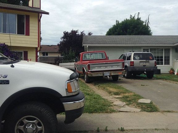 2nd image of 225 Belmark Ave