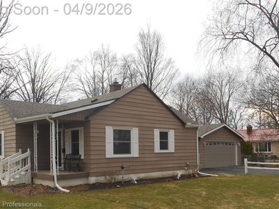 1454 Merle Ave, Burton, MI, 48509