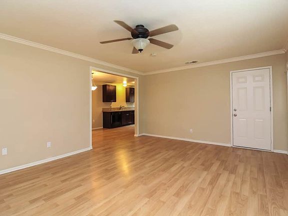 5th image of 4916 N Stoddard Ave