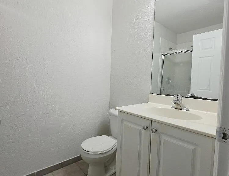 4154 Napoli Lake Dr — Photo 12