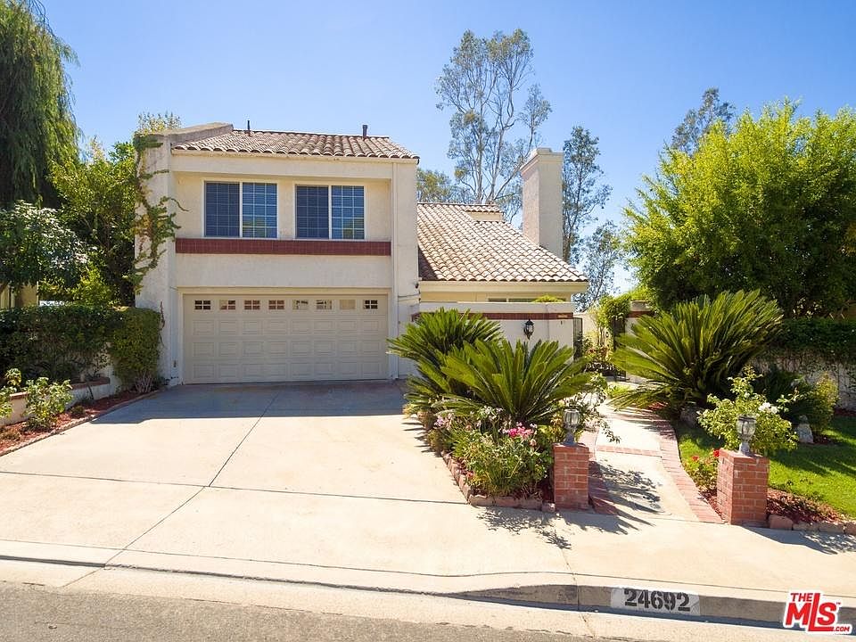 2nd image of 24692 Mendocino Ct