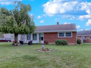 18515 Marsha St, Riverview, MI 48193