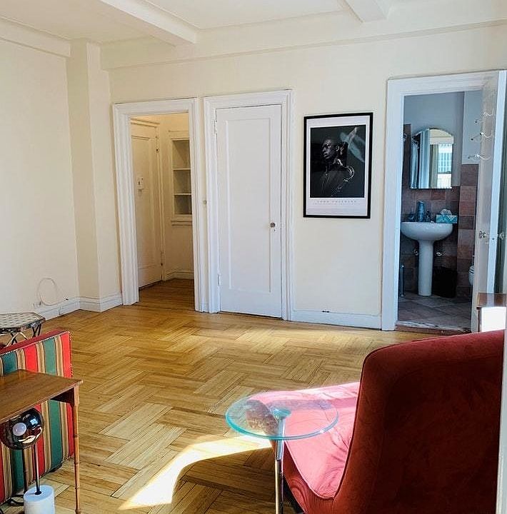 2nd image of 25 W 64th St APT 8E