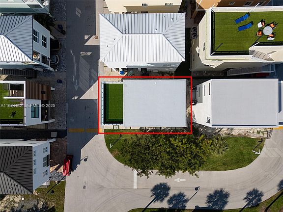 3rd image of 94825 Overseas Hwy #253