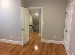 26 Maple St, Waltham, MA 02453