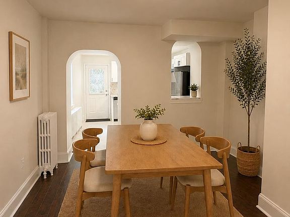 4th image of 132 Grape St
