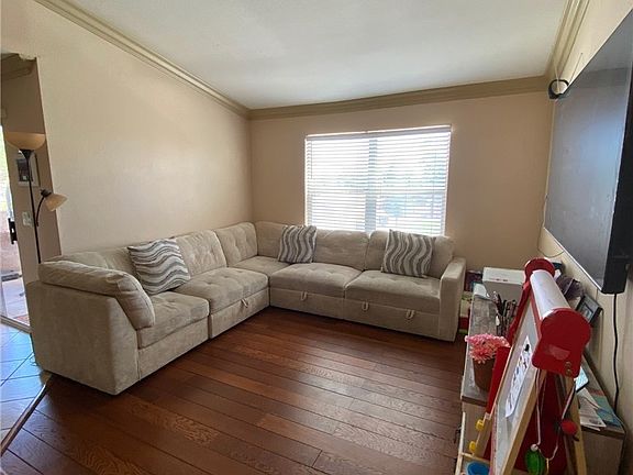 5th image of 1150 N Buffalo Dr APT 2062