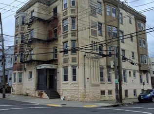 137 Hawthorne Ave #1A, Yonkers, NY 10701