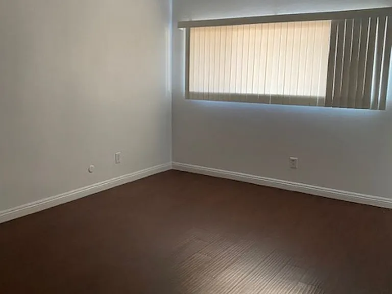 503 Fairview Ave — Photo 6