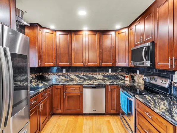 10665 King Phillip Ct, Santee, CA 92071