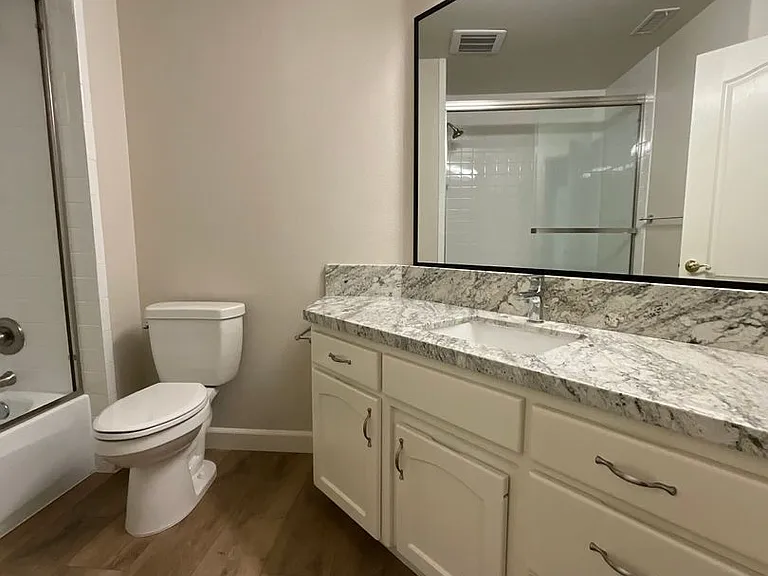 1834 E Lester Ave — Photo 21