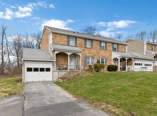 41 Whisconier Vlg #41, Brookfield, CT 06804