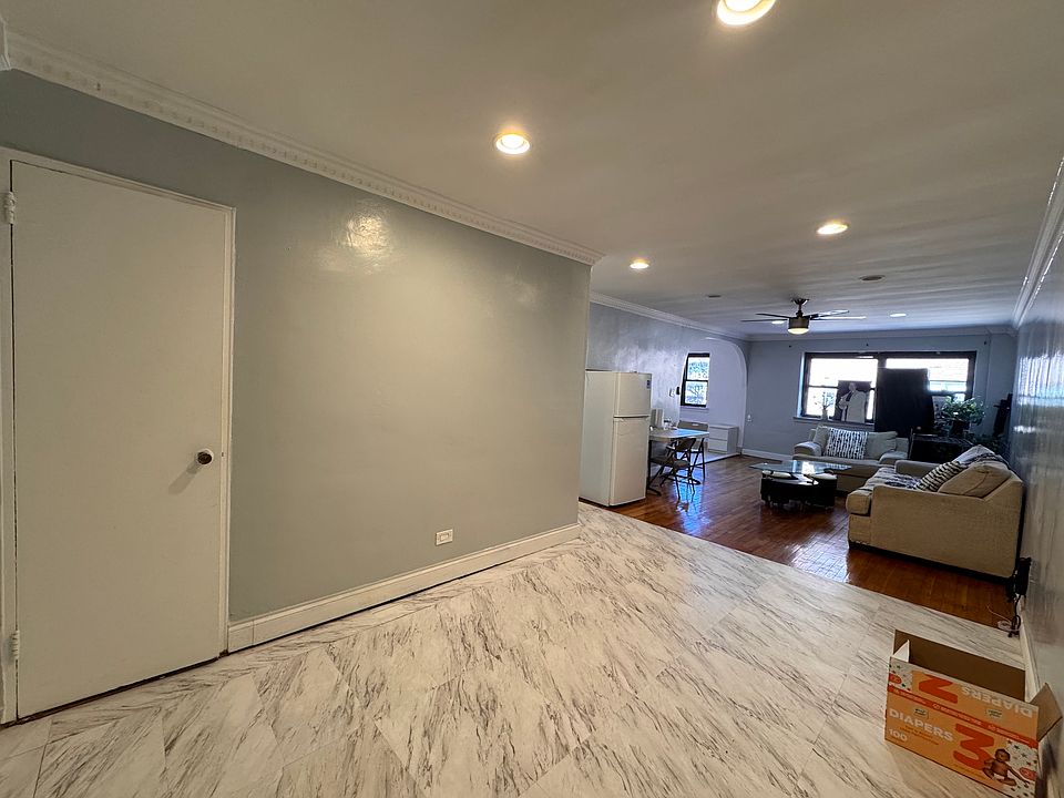 1st image of 9431 60th Ave APT 4H