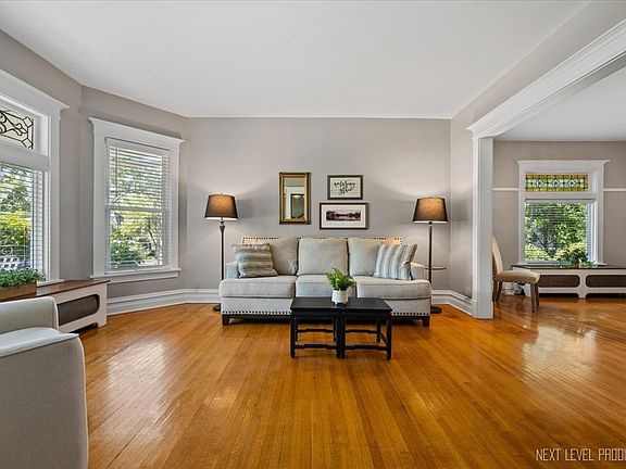 5th image of 431 E Washington St
