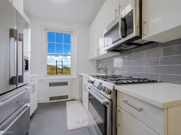 41-15 44th Street image 12 of 16