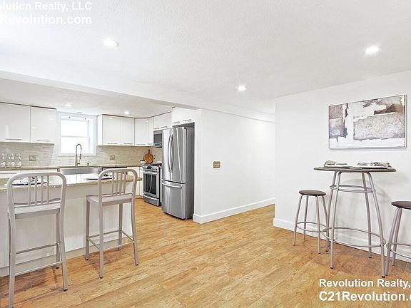 2nd image of 794 Dorchester Ave APT 1