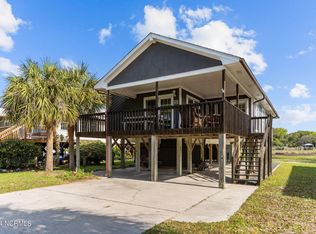 1614 E Pelican Dr, Oak Island, NC 28465