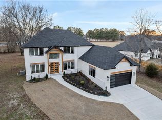 4815 E Mission St, Fayetteville, AR 72703
