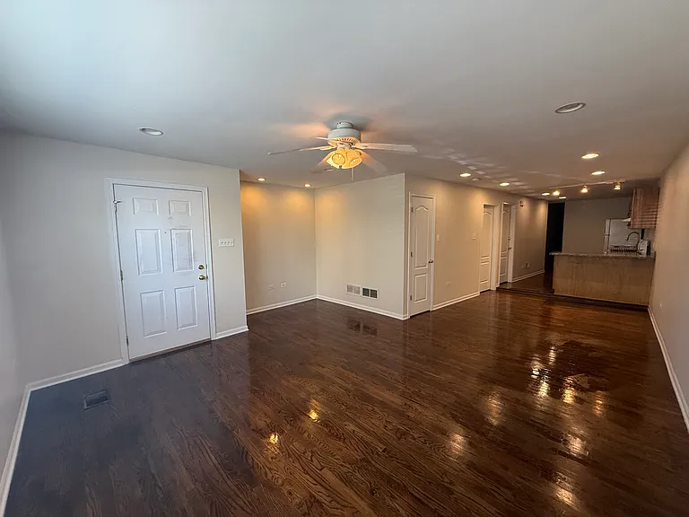 3634 N Ashland Ave #1 — Photo 1
