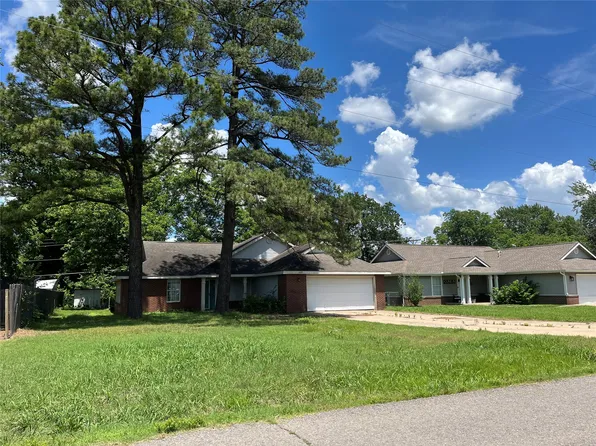 1005 SE 5th St, Wagoner, OK 74467