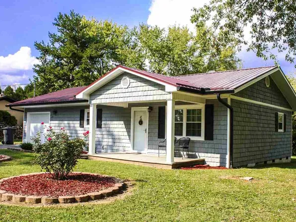 121 Indiana Ave, Pigeon Forge, TN 37863