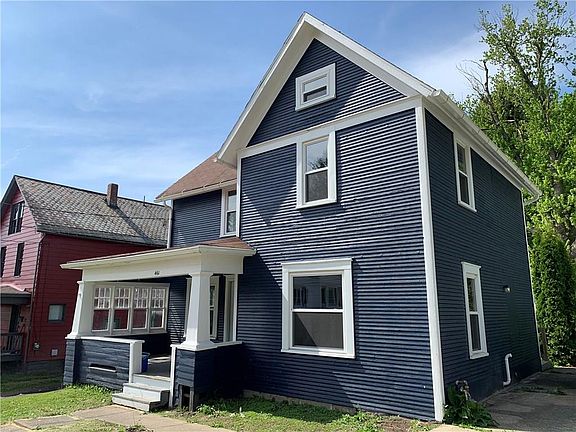 3rd image of 461 E Henry St