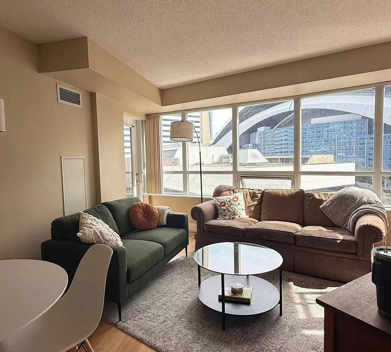 2 bed, $3,350 — Photo 2