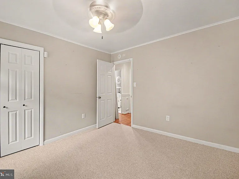 2029 Farragut Dr — Photo 15