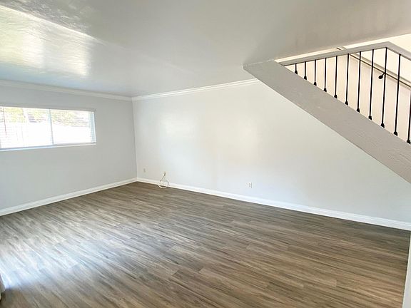 4th image of 12326 Sophia Dr