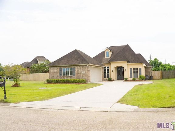 2nd image of 6042 Tuscany Ln