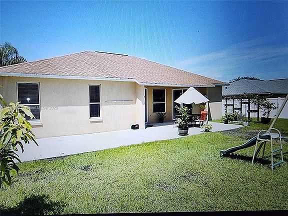 3rd image of 4245 Settlers Ct