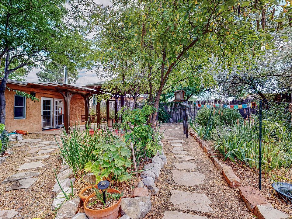 1st image of 2313 Callejon Hermoso