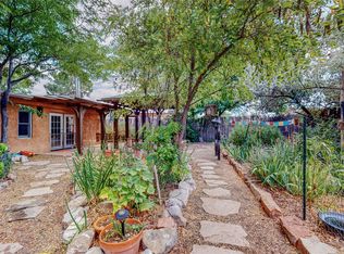 2313 Callejon Hermoso, Santa Fe, NM 87505