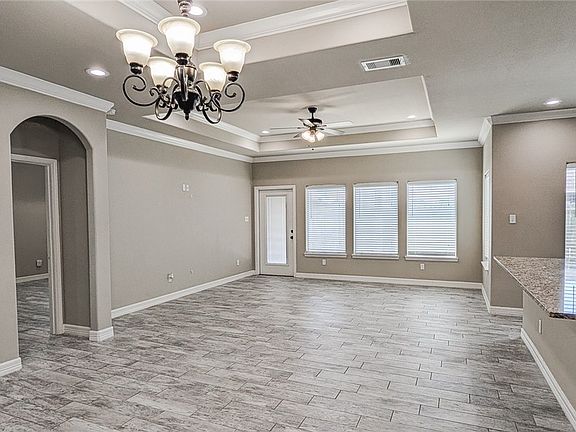 3rd image of 2810 Lake Tranquility Cir