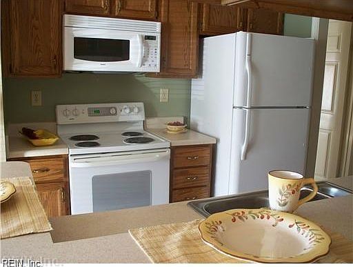 3rd image of 2317 Estuary Ct
