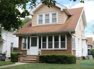 3502 Hazelhurst Ave, Toledo, OH 43612