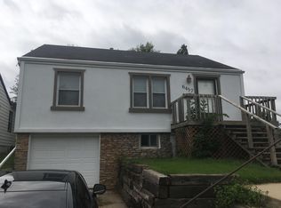6457 Pacific St, Omaha, NE 68106