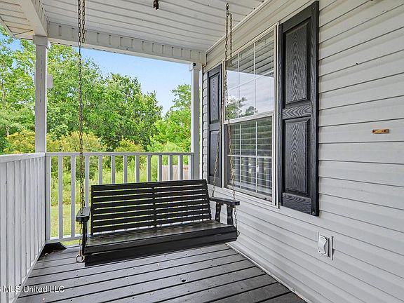 3rd image of 203 McDonald Dr