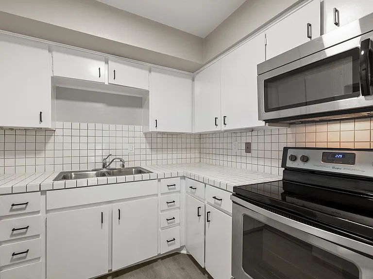 5050 Ambassador Way #220 — Photo 5