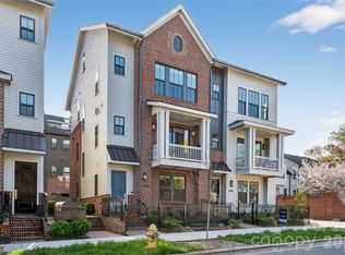 Selwyn Walk, Charlotte, NC 28209