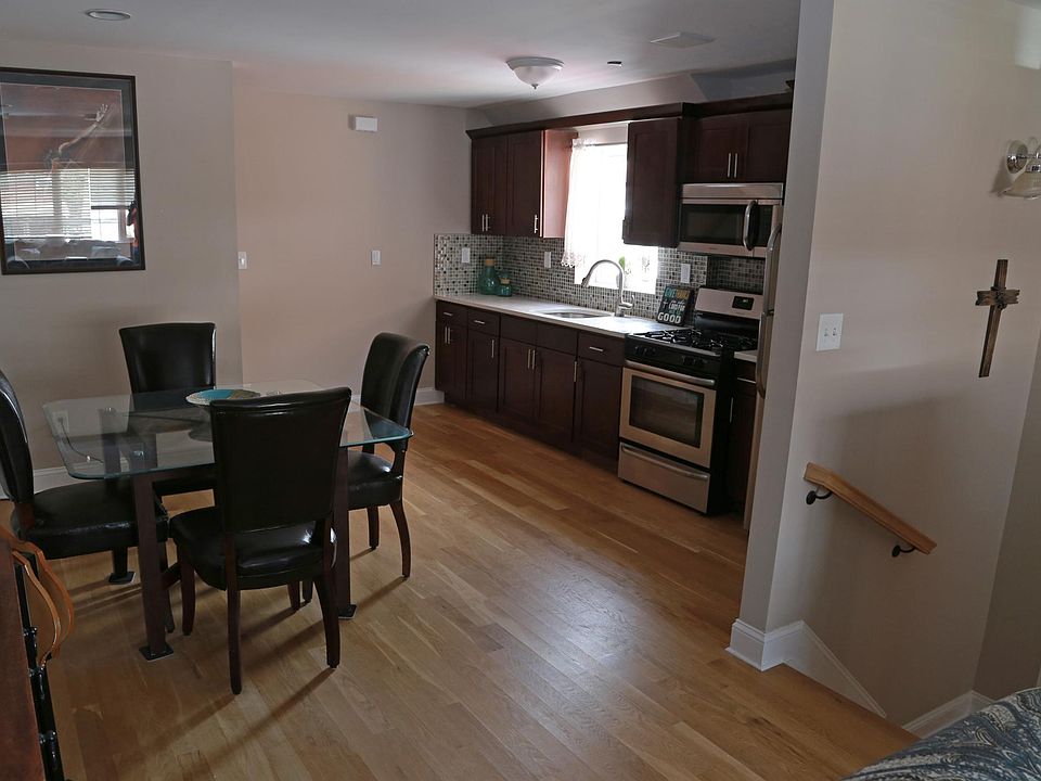 1st image of 8546 101st St