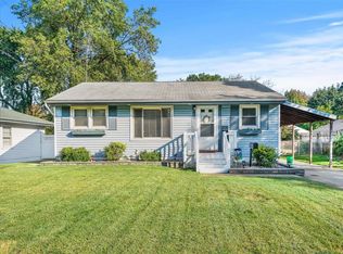 65 Saint Maurice Ln, Florissant, MO 63031