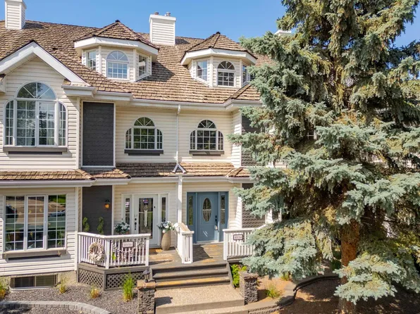 10014 97th Ave NW, Edmonton, AB T5K 0B1
