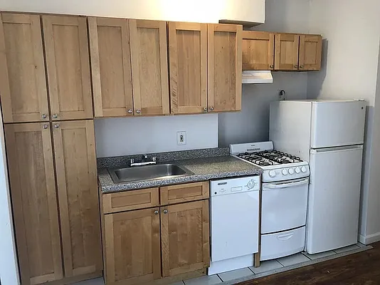 Rented by Crosstown Apartments NYC | media 37